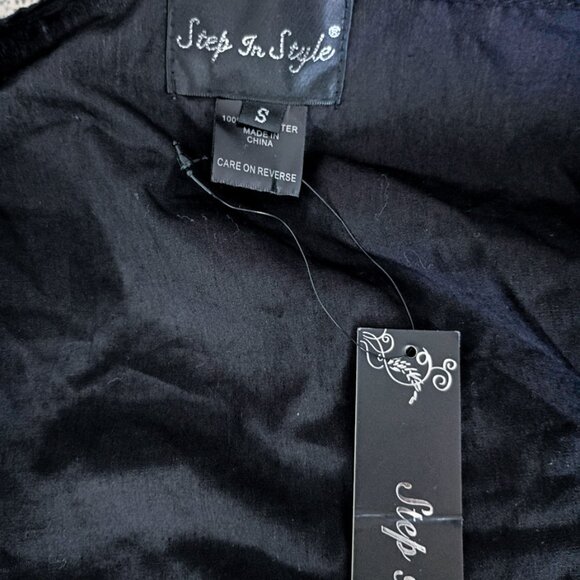 Step in Style Black Wrap Top with Puff Sleeves – Size Small - Picture 5 of 5